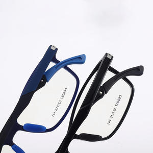 Lunettes de sport pour enfants Danyang, monture intégrale en TR90, verres en résine, design quadrilatéral antidérapant pour enfants - Product Image 2