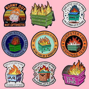 12 styles d'épingles en émail amusantes sur le thème de l'incendie de poubelle, broches de meme 'It's Fine', épingles de revers Kawaii en forme de poubelle enflammée pour sac à dos - Product Image 1