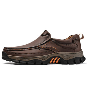 Mocassins pour hommes en PU à bout rond, semelle intermédiaire en caoutchouc, doublure en peluche, logo gravé au laser, motif uni - Product Image 4