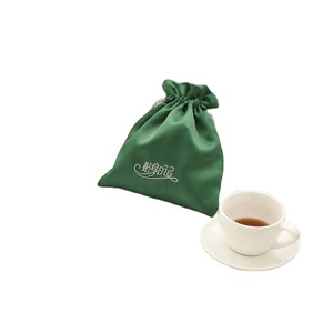 Sacs à bijoux en satin réutilisables personnalisés avec cordon de serrage, petits sacs en satin avec logo - Product Image 2