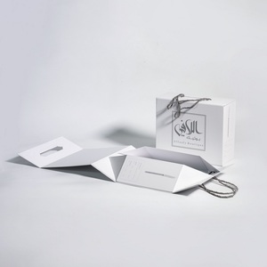 Custom Modern Luxury Book Shaped Recycled Materials Gift for Cosmetic Packaging Magnetic Closure Matt Lamination <b>Foldable</b> <b>Box</b> - Product Image 1