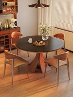 Ensemble de meubles de salle à manger inspiré du style nordique, table carrée réglable avec quatre chaises ergonomiques, décoration minimaliste pour la maison