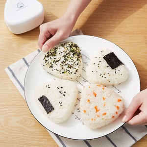 Utensilio de Cocina Japonés para Hacer Bolas de Arroz, Portátil, para una Vida Rica en Experiencias - Product Image 2