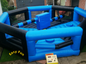 EASYFUN Parc d'attractions Jeu sportif Meltdown pour 6 personnes Jeu gonflable en PVC Jeu de trampoline extérieur Wipeout Boîte de commande - Product Image 6