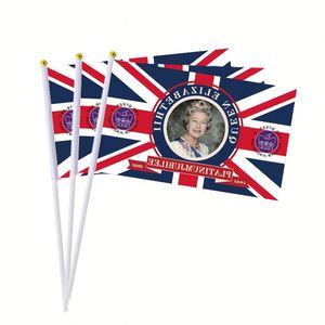 Drapeaux agités à la main UK Celebration 2022 Drapeau personnalisé de la reine Elizabeth II du Royaume-Uni - Product Image 1