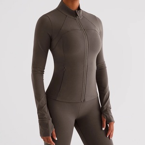 Ensemble de sport personnalisé pour femme grande taille en nylon léger, respirant, avec veste de sport ajustée à col montant et soutien-gorge de sport doux pour le yoga - Product Image 6