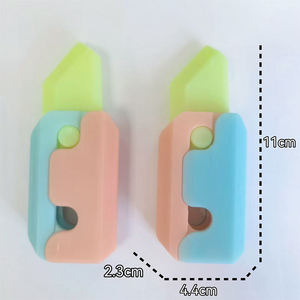 Juguetes Sensoriales Luminosos para Adultos, Pequeño Cuchillo Retráctil de Plástico con Forma de Zanahoria, Alivio del Estrés, Juguete de Cuchillo de Rábano con Gravedad Impresa en 3D - Product Image 5