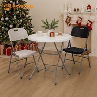 Tables en plastique blanc résistant aux rayures et chaises en métal durable avec revêtement en poudre