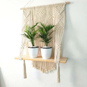 Estante colgante de pared de macramé estilo bohemio arte de pared flotante tejido a mano para decoración del hogar para sala de estar o baño - Product Image 4