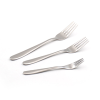 Fourchette-couteau pliable en acier inoxydable Cathylin Noble, couverts en acrylique, design contemporain durable pour mariage