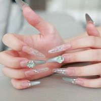 Faux Ongles Stiletto Longs Effet Chrome avec Strass Dentelle – 10 Pièces de Luxe à Coller pour Usage Quotidien