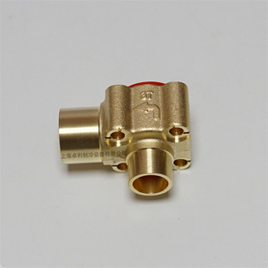 Corps de vanne Danfoss 067B4011 pour vanne d'expansion 5/8 po x 7/8 po, accessoires de réfrigération Angleway - Product Image 2