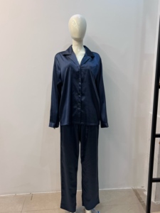 Conjunto de Pijama de Verano para Mujer, Pijama con Botones, Ropa de Dormir, Conjuntos de Pijama de Lujo para Mujer, <span class=keywords><strong>Pijamas</strong></span> Personalizadas para Mujer, <span class=keywords><strong>Pijamas</strong></span> de Talla Grande para Mujer - Product Image 3