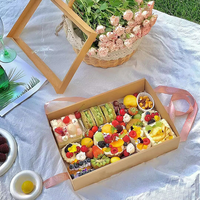 Boîte d'emballage alimentaire en carton ondulé biodégradable pliable et imprimée sur mesure, résistante à l'huile, pour poulet frit et sushis