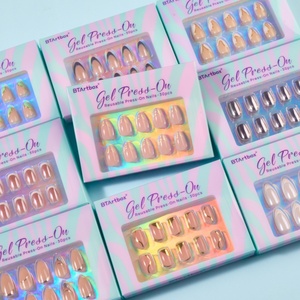 Uñas postizas de gel suave al por mayor, personalizadas, con punta francesa 3D, almendradas cortas, de marca privada - Product Image 1
