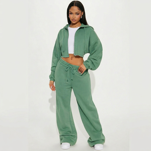 Conjunto Deportivo de Sudadera Corta y Pantalones Deportivos, Diseño Sólido, Invierno, Precio de Oferta, Conjuntos Deportivos Personalizados para Mujer - Product Image 1