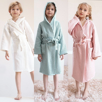 Grosir Pabrik Jubah Mandi Bayi Waffle 100% katun Lembut dan Bernapas Logo Kustom Jubah Mandi Bayi