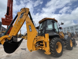 Retroexcavadora JCB 4CX Nueva de Fábrica, Original del Reino Unido, Bajo Mantenimiento, Brazo Extensible, Maquinaria Todoterreno, Disponible en China - Product Image 6