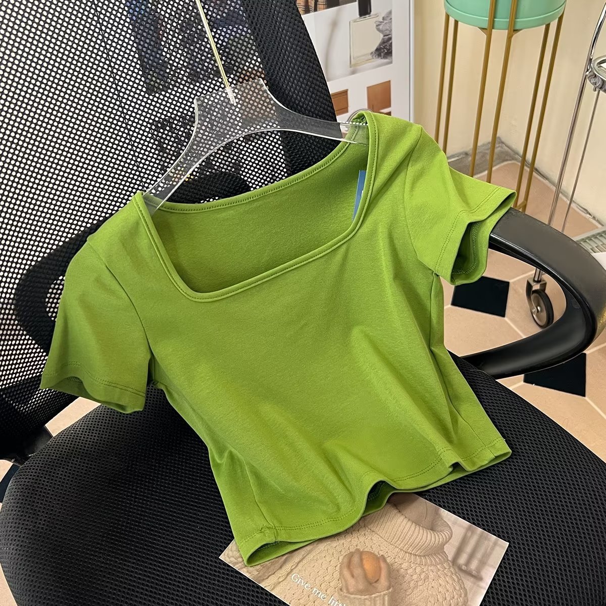 สีเขียว