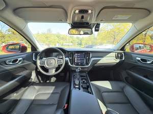 รถยนต์<span class=keywords><strong>มือ</strong></span><span class=keywords><strong>สอง</strong></span> <span class=keywords><strong>S60</strong></span> 2020 T4 พวงมาลัยซ้าย เกียร์อัตโนมัติ เบาะหนัง ยอดนิยม ขายดี จัดส่งทั่วโลก - Product Image 5