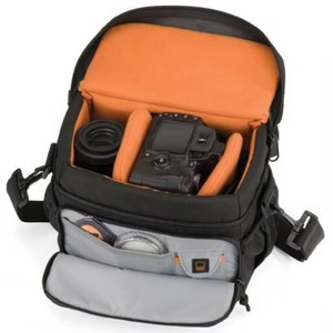 กระเป๋าใส่กล้องแบบสะพายไหล่ BSCI Factory Compact สำหรับกล้อง SLR/DSLR และเลนส์ - Product Image 4