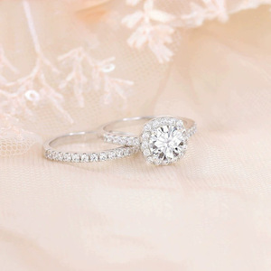 Anelli per Coppie con Zirconia Cubica Taglio Rotondo 7MM, Argento Sterling 925 Placcato Oro, Gioielli di <span class=keywords><strong>Design</strong></span> Impilabili per Donne - Product Image 5