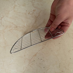 Grille de barbecue en treillis métallique ondulé en acier inoxydable, soudée, coupée et pliée, vente en gros, directement de l'usine pour équipement de barbecue - Product Image 2