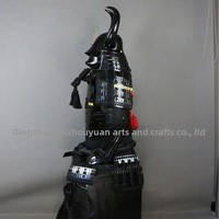 Casque de samouraï moderne en corne de boeuf noir, fait main en fer, équipement de combat portable, accessoires de cinéma et de télévision, pour restaurants, objet de collection