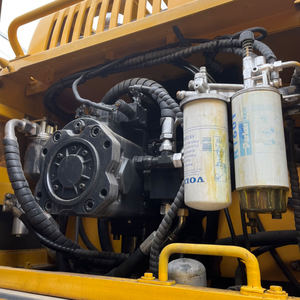 Pelle d'occasion hydraulique lourde de 48 tonnes sur chenilles Volvo EC480 à vendre bon marché Peinture originale et excellent état - Product Image 5