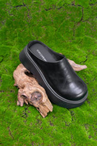 Custom Low MOQ Wholesale Classic Work Thick Heel Rubber Outsole <b>Real</b> Leather Mule Slippers Logo Custom Big Toe <b>Black</b> Leather - Product Image 2