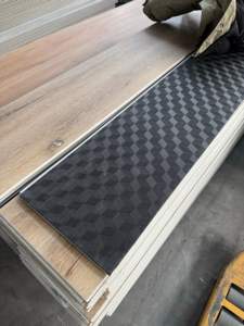 Suelo de PVC SPC Ecológico, Impermeable, con Sistema de Clic, Diseño Moderno, para Interiores, Sala de Estar, Dormitorio, Más de 5 Años de Duración, Venta al Por Mayor - Product Image 2