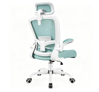Chaise de bureau ergonomique à dossier haut en maille avec appui-tête réglable, support lombaire et accoudoirs rabattables, mobilier commercial