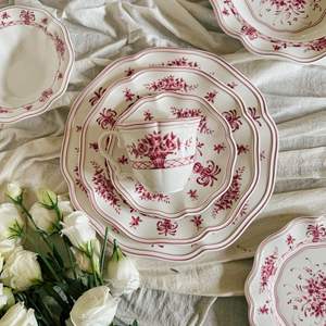 Vaisselle en céramique rose français, assiettes en céramique, assiettes à dessert, assiettes ovales - Product Image 3