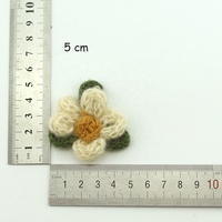 Applique florale en laine au crochet de 5 cm, feuilles vertes, cœur, fil fait main pour vêtements d'enfants, sacs, chapeaux, accessoires pour cheveux, décoration de couture DIY