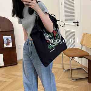 กระเป๋าผ้าไนล่อนปักลายดอกไม้หญ้ากระเป๋าช้อปปิ้งกระเป๋าถือผู้หญิงกระเป๋าสะพายไหล่แฟชั่น - Product Image 3