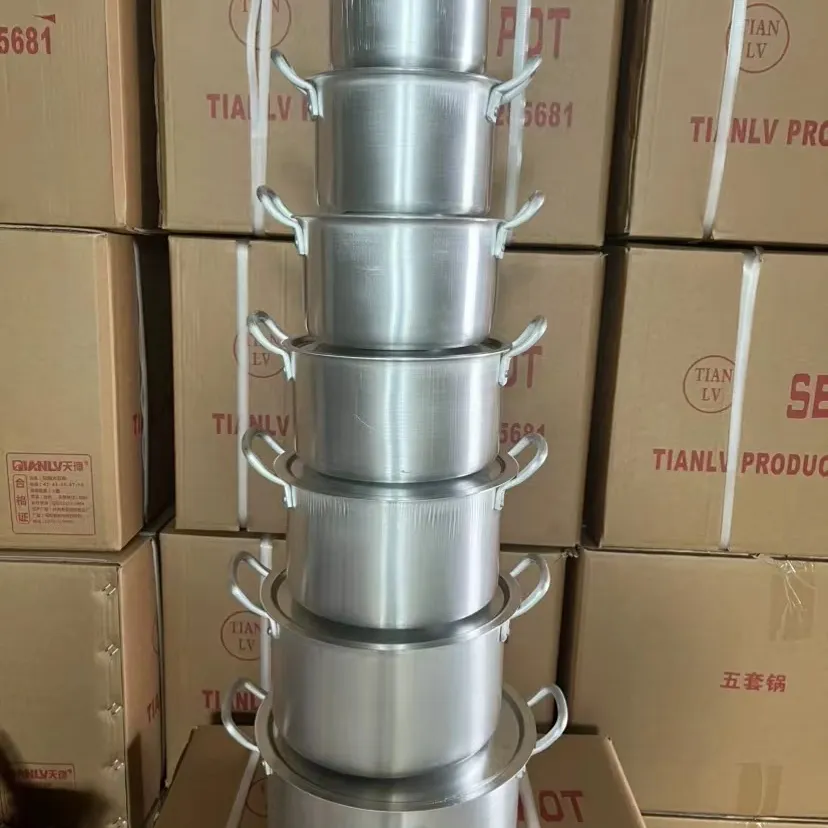 Set di pentole in alluminio antiaderente di vendita caldo Super settembre Set di pentole con manico da 14 pezzi argento setoso con coperchi