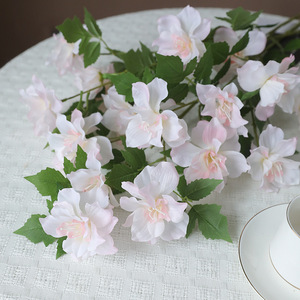 Flores de Camelia Artificiales Ruilisi, de Seda, con 5 Ramas, para Decoración de Bodas y Hogar, Hechas a Mano - Product Image 4
