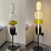 Lampes suspendues et lampadaires en verre de style nordique minimaliste du milieu du siècle, lumière LED chaude, CRI 90 élevé, verre coloré vintage