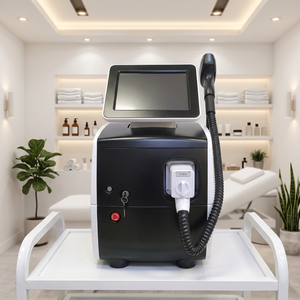 Épilateur laser à diode haute puissance Blabk Gold 2500w avec têtes interchangeables 755NM 808NM 1064NM pour tous les types de peau, équipement de beauté - Product Image 1
