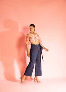 Conjunto coordinado Candy Bells para mujer, elegante conjunto de dos piezas con diseño divertido, estilo moderno, ajuste cómodo para fiestas. - Product Image 6