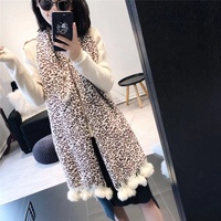 100% gerçek tavşan kürk ponpon atkılar kadınlar 2019 moda leopar Pashmina kaşmir şal çaldı uzun püskül kış pançolar ve pelerin