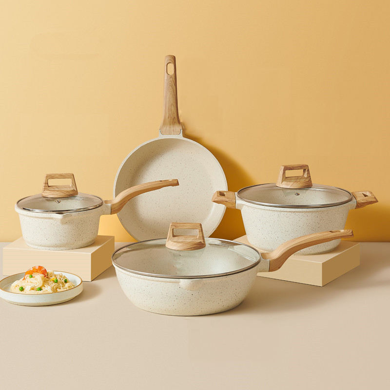 18 pots à lait + 24 marmites à soupe + 26 poêles à frire + 30 woks