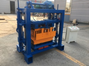 Qt40-2ディーゼルエンジン中空ブロックマシン手動ブロックマシン工場直販 - Product Image 2