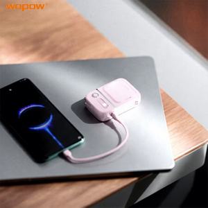 Support caché vous permettant de regarder la télévision et de charger votre appareil en même temps, charge rapide, charge magnétique, batterie externe 5 en 1 - Product Image 1