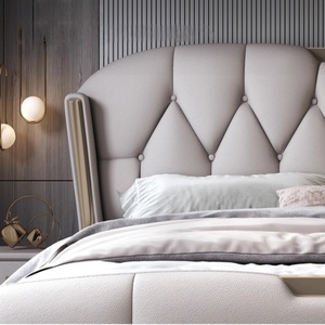 Letto Moderno di Lusso Personalizzabile, Matrimoniale/King-Size, Imbottito in Vera Pelle, con Base in Legno di Pino Massiccio e Contenitore in Schiuma - Product Image 3