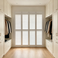 Volets de plantation modernes sur mesure en bois et PVC durables pour bureaux, commerces et appartements – Design intérieur