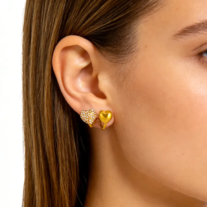 Pendientes de Acero Inoxidable 304 Chapados en Oro de 18K con Doble Corazón Incrustado con Diamantes Artificiales, Antialérgicos, para Mujer, Uso Diario y Fiestas - Product Image 1
