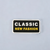 Écussons personnalisés en PVC chenille 3D à coudre avec motif floral vierge, logo personnalisé pour vêtements, sacs, chaussures, étiquettes souples en silicone