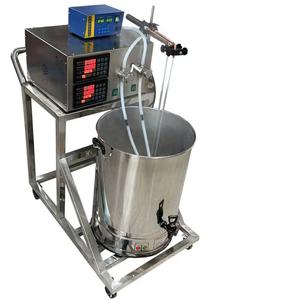 Machine de remplissage de cire de bougie industrielle à <span class=keywords><strong>haute</strong></span> productivité/machine de fabrication de bougies pour une bonne vente - Product Image 3