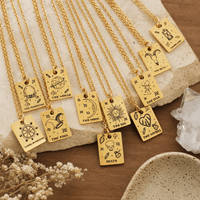 Collier pendentif carte de tarot en acier inoxydable, breloque carrée plaquée or avec symboles du zodiaque, bijoux spirituels, collier de tarot